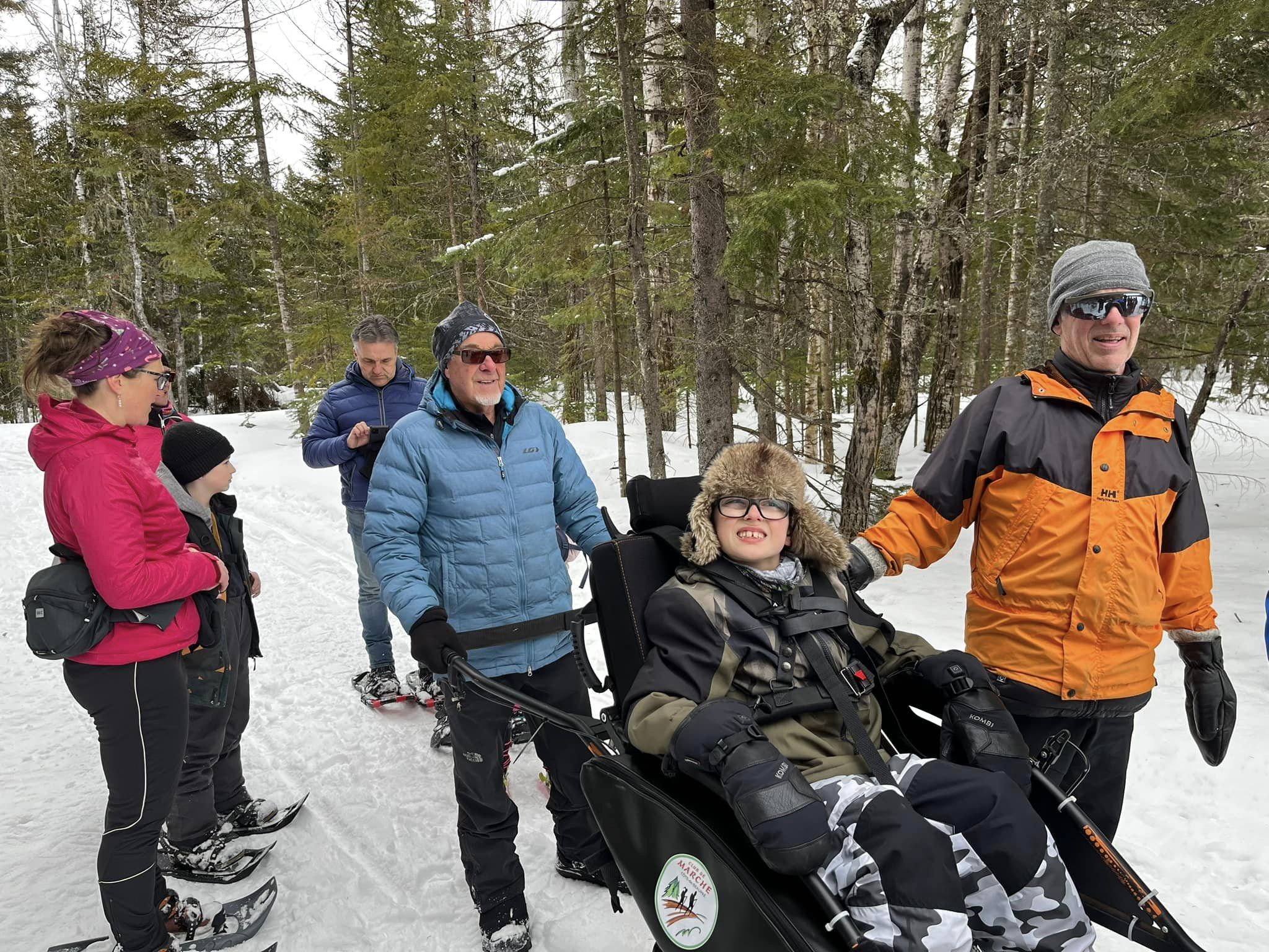 Hike with a Joëlette for Felix and his class - Zero Limit