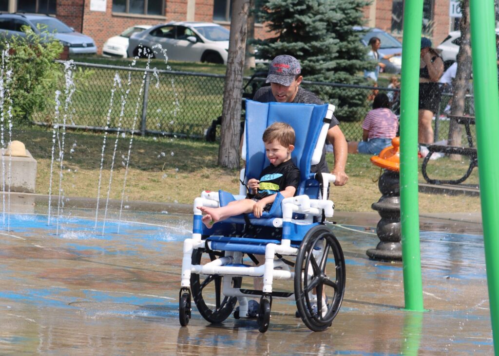 Image d'un enfant sur un Aquatrek2